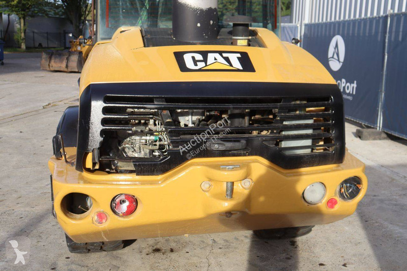 Pá carregadora Caterpillar