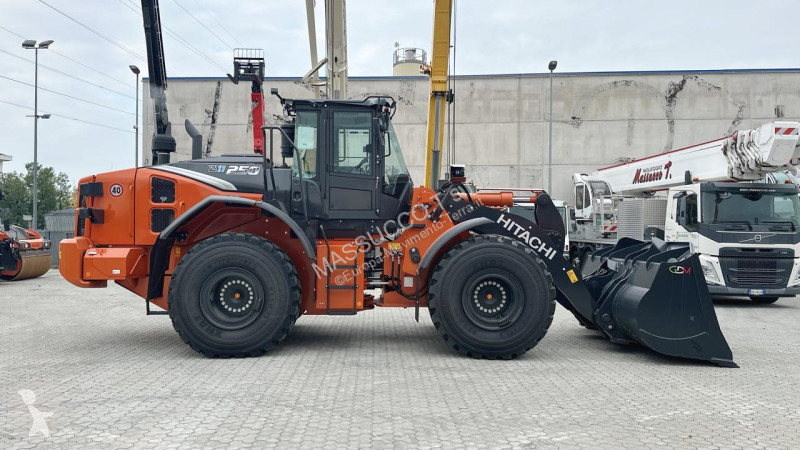 Chargeuse Hitachi 7
