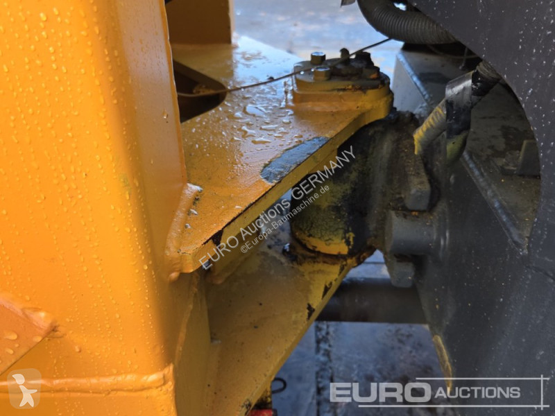 Shovel Yanmar V3
