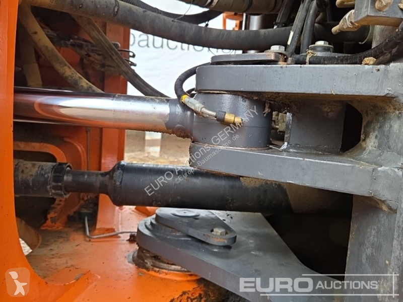 Shovel Doosan 3
