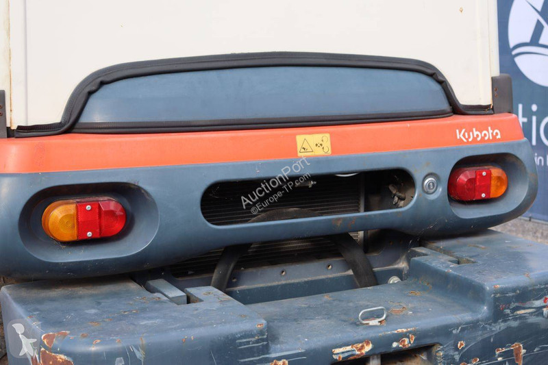 Shovel Kubota N