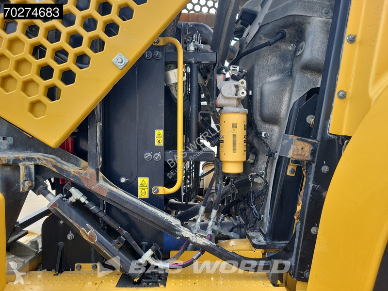 Shovel Caterpillar 982 M