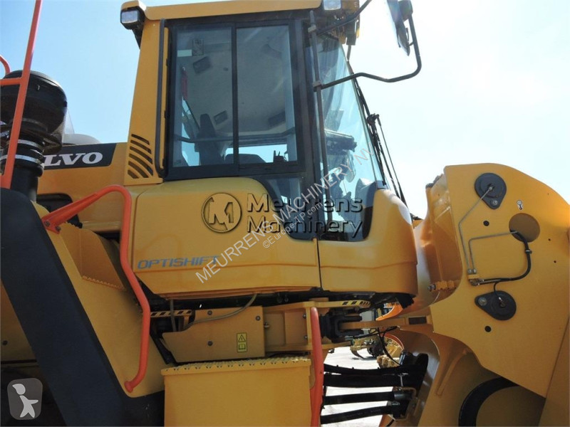 Nakladač Volvo L150H
