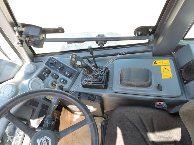 مُحمّلة Volvo L25F + FORK