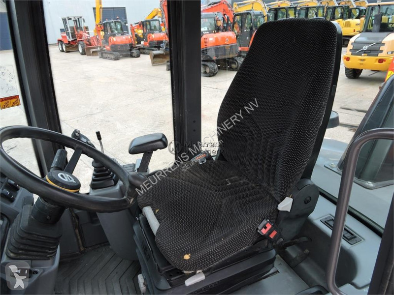 Nakladač Volvo G + FORK