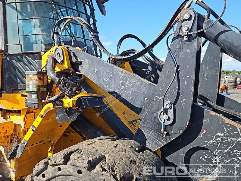 Nakladač JCB 437HT