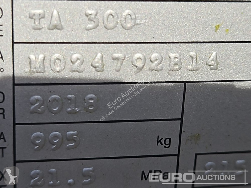 Nakladač  TA300