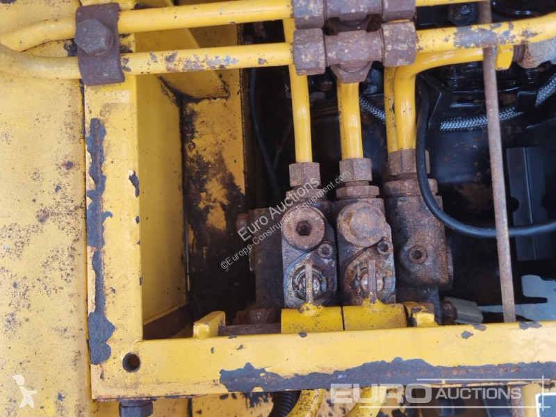 Nakladač Yanmar Y10W-1