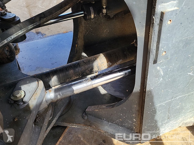 Shovel Doosan DL200TC-5