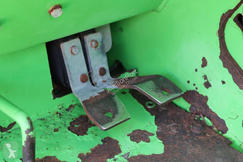Shovel Avant tecno M