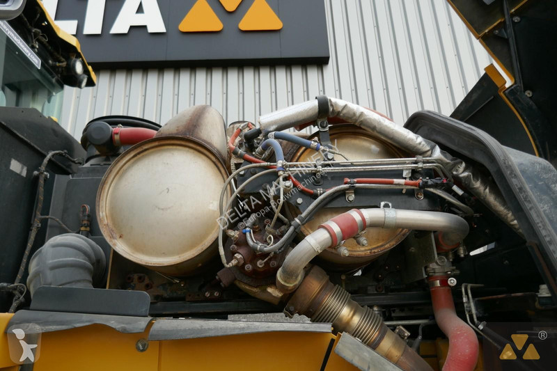 Nakladač Caterpillar 980M