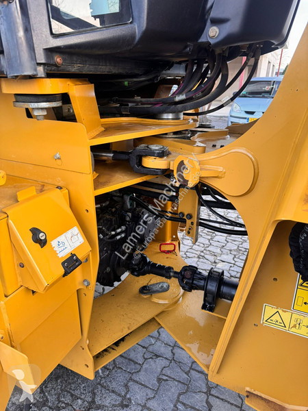 مُحمّلة Caterpillar 914M Speeder .