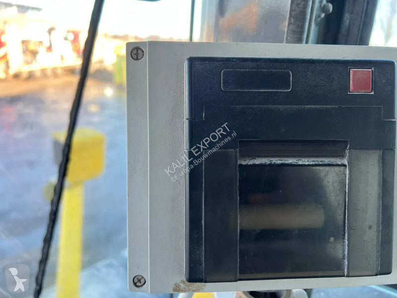 Nakladač Komatsu WA-420 Wheel Loader...