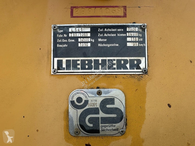 Læssemaskine Liebherr Included spare wheels