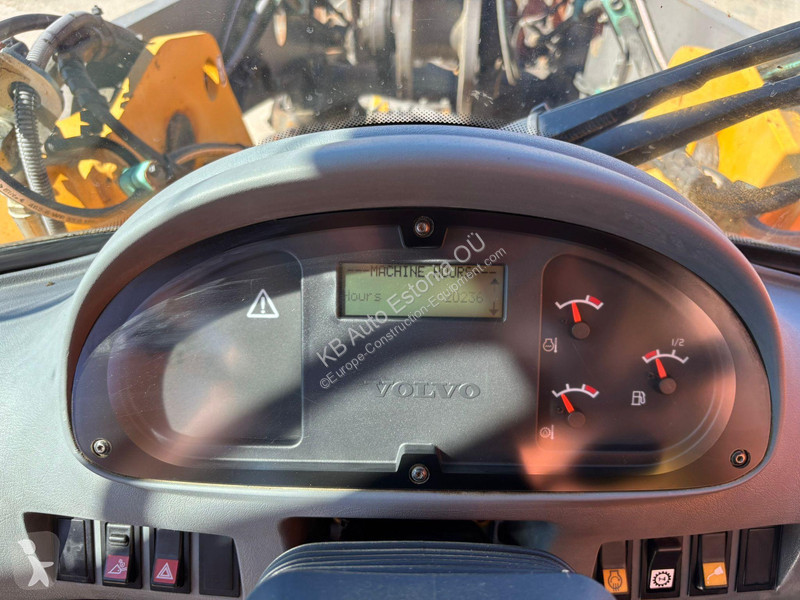 Фронтальный погрузчик Volvo L 90 E 4x4 CENTRAL...