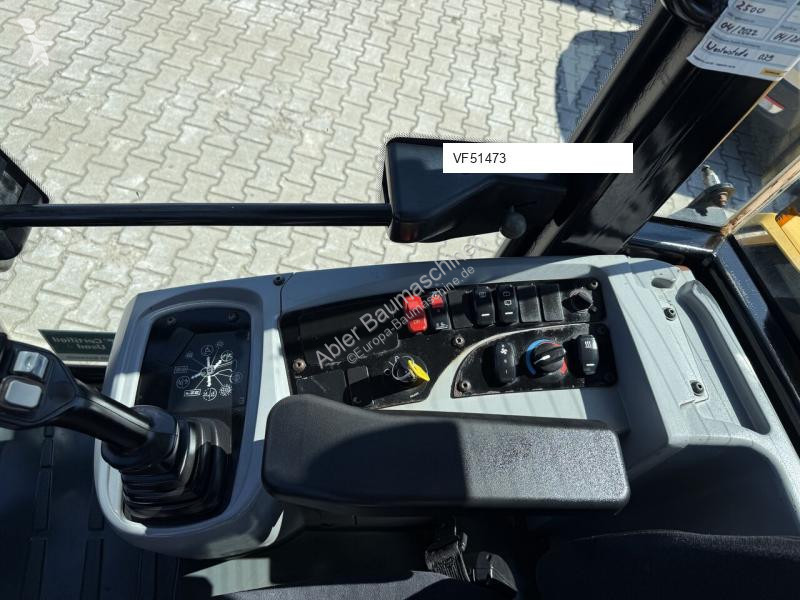 Pala Caterpillar CAT 906M Radlader 55 kW 5600 kg