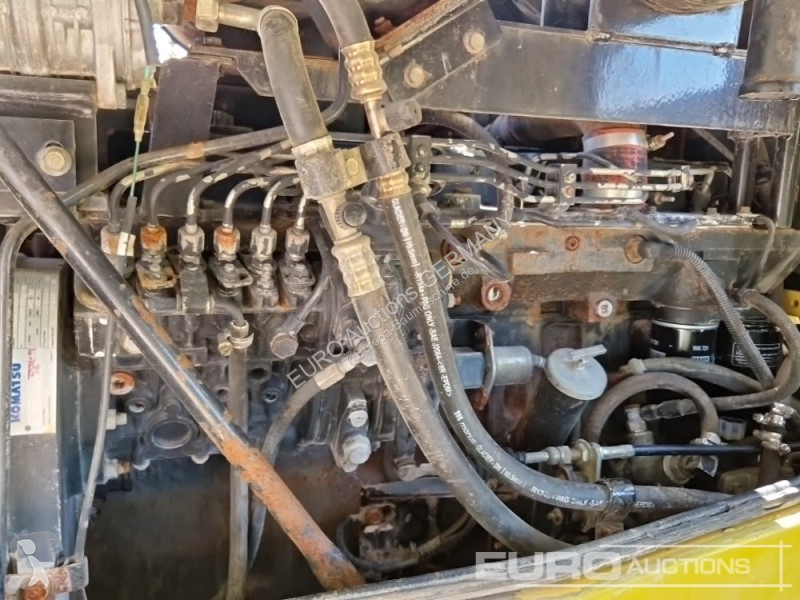 Nakladač Komatsu WA320-3H