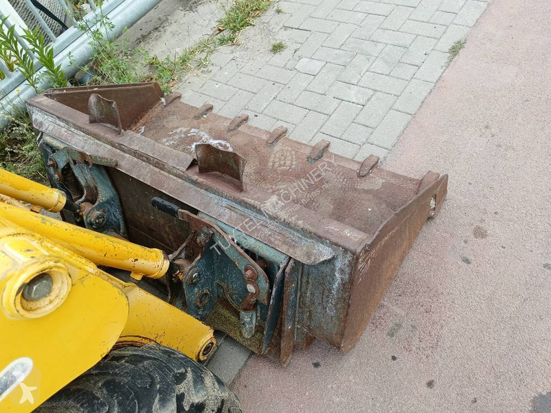 Nakladač Gehl 3840 schranklader bobcat skidsteer