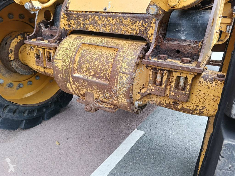 مُحمّلة Caterpillar shovel wiellader loader lader