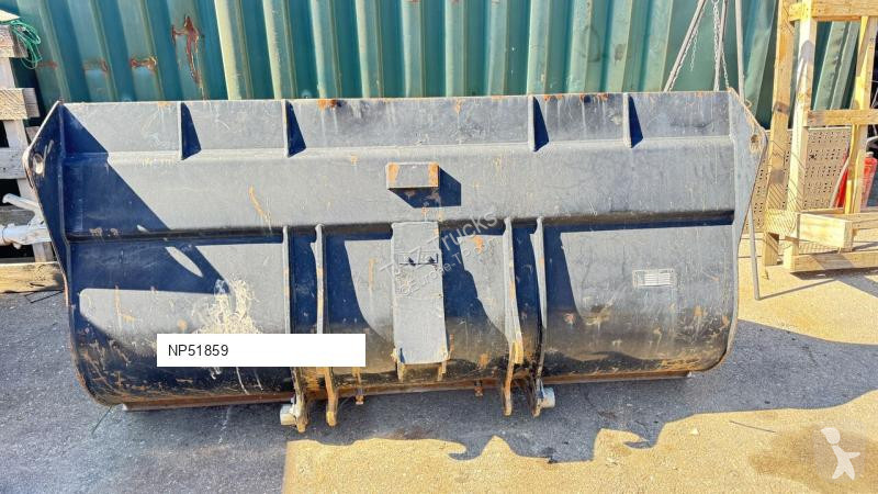 Shovel Komatsu WA 90 S