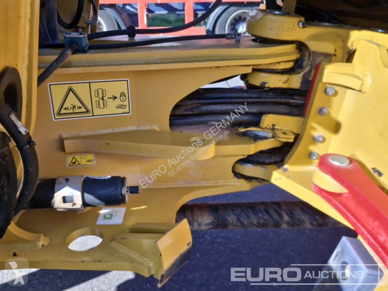 Chargeuse Caterpillar 908M