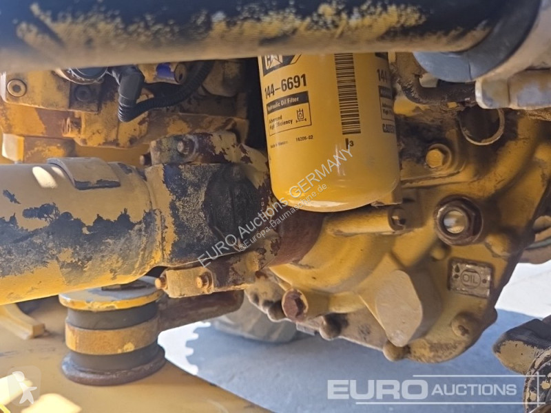 Товарач Caterpillar