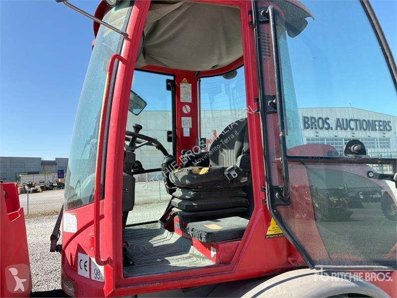 Atlas 65 loader