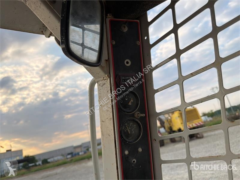 Pala cargadora IHI 2026 Skid Steer Loader