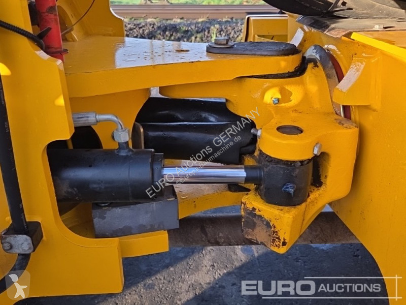 Incarcator JCB 409