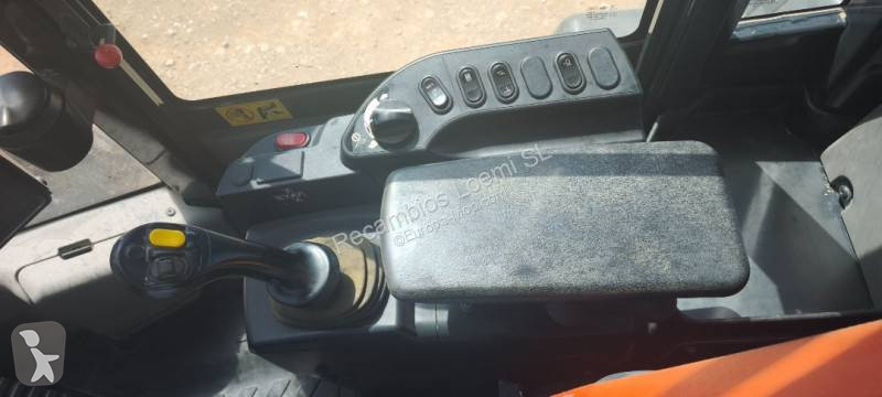Pá carregadora Komatsu WA200-8