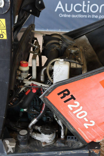 Chargeuse Kubota RT210-2