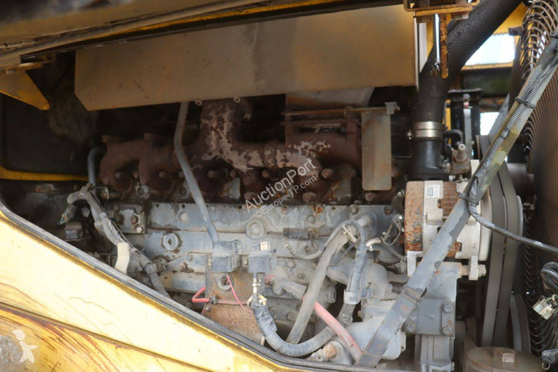 Chargeuse Komatsu WF450-3D