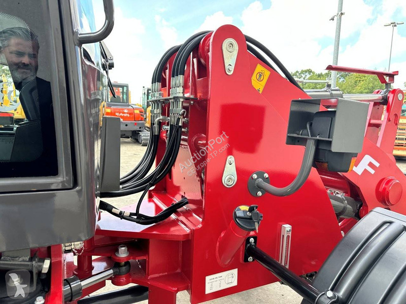 Chargeuse  WL825