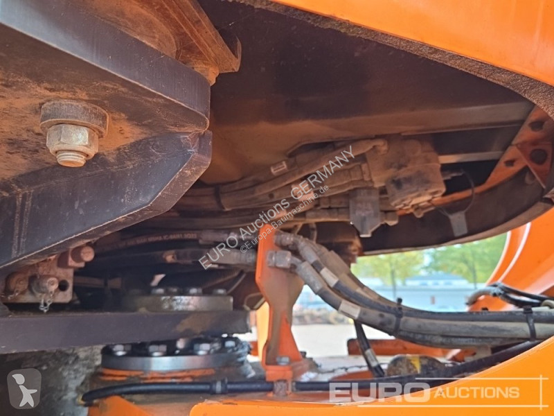 Shovel Doosan 3