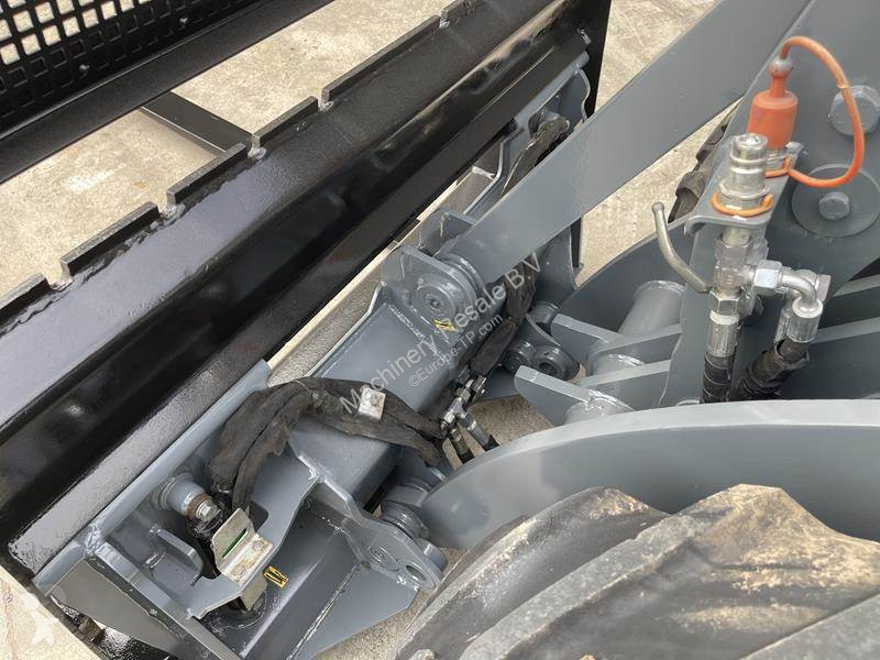 Shovel Giant V 452 T XTRA