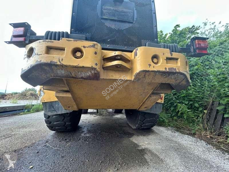 Pá carregadora Caterpillar