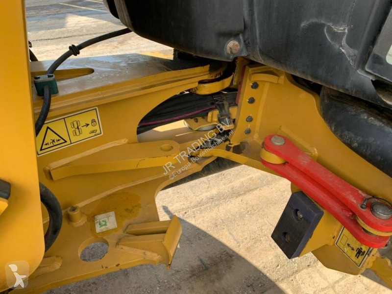 Shovel Caterpillar 906