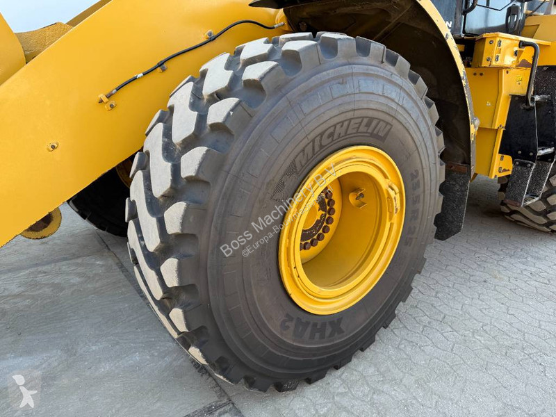 Læssemaskine Caterpillar M - New Michelin Tyres...