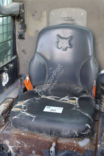 Shovel Bobcat