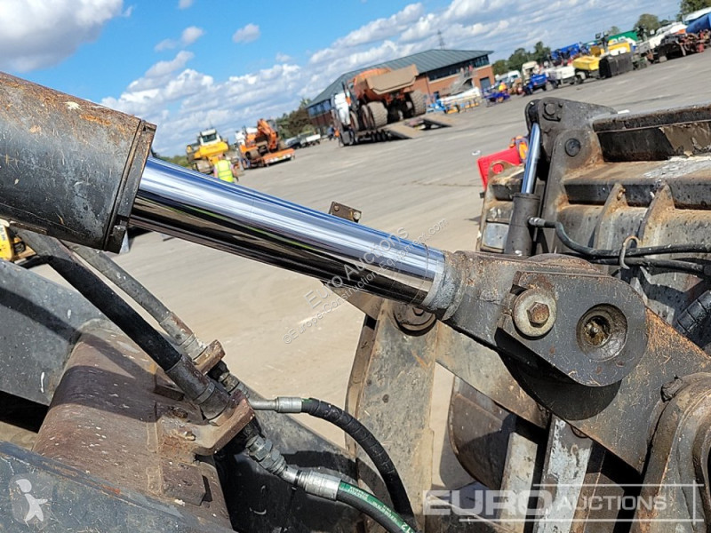 Shovel Doosan DL200TC-5