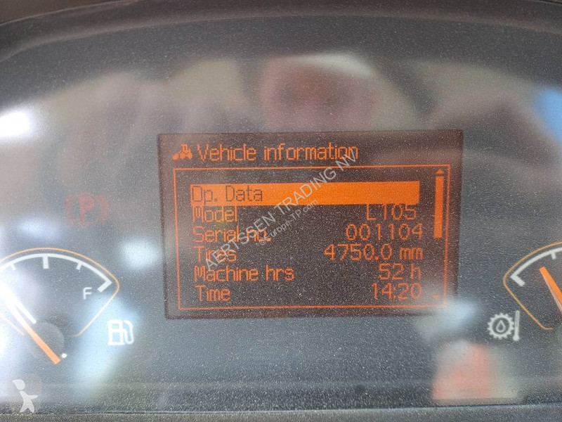 Pá carregadora Volvo L 105