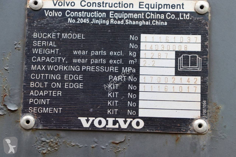 Pá carregadora Volvo L105