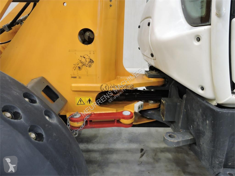 Nakladač Liebherr L508 + FORK