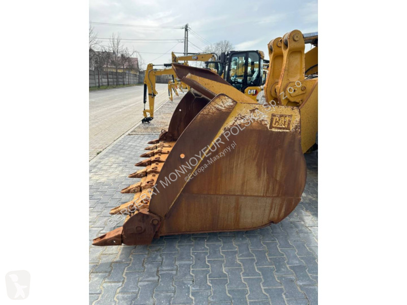 Nakladač Caterpillar 980