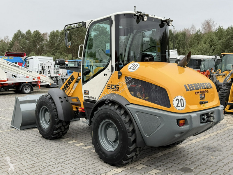 Nakladač Liebherr Compact Łyżka + Widły Super...