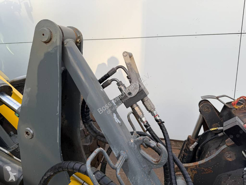 Nakladač Wacker Neuson Kramer 8095 4 Wheel...