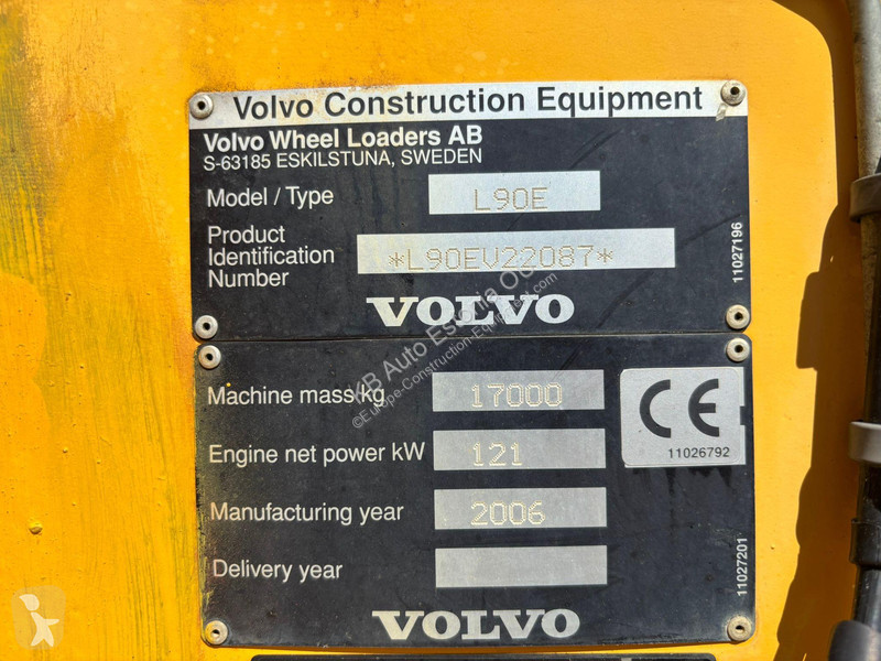 Фронтальный погрузчик Volvo L 90 E 4x4 CENTRAL...