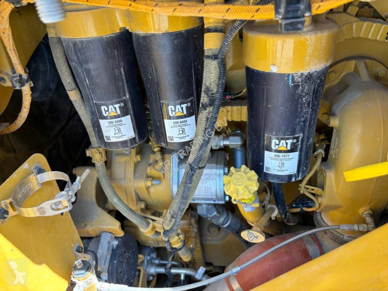 Nakladač Caterpillar 988 K (CE + EPA)