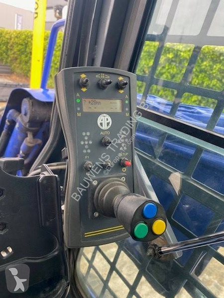 Læssemaskine Takeuchi TL10