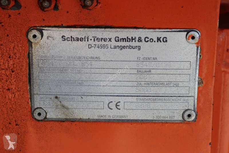 Nakladač Terex
